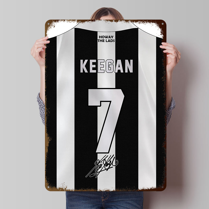Desk Setup Poster - Poster Tim Sepak Bola Newcastle Kevin