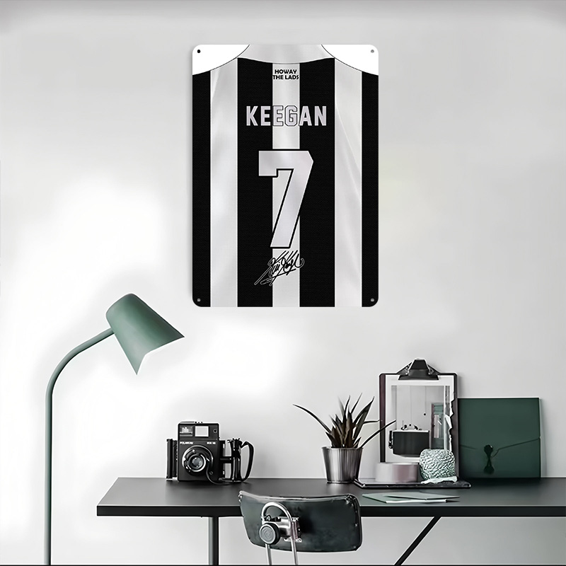 Poster Tim Sepak Bola Newcastl - Desk Setup Poster ulasan dan harga